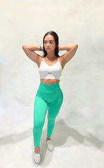Load image into Gallery viewer, Teal Scrunch Butt leggings
