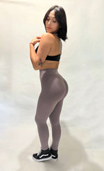 Load image into Gallery viewer, Mauve Peachy leggings