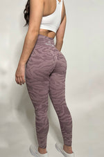 Load image into Gallery viewer, Purple Tiger Leggings